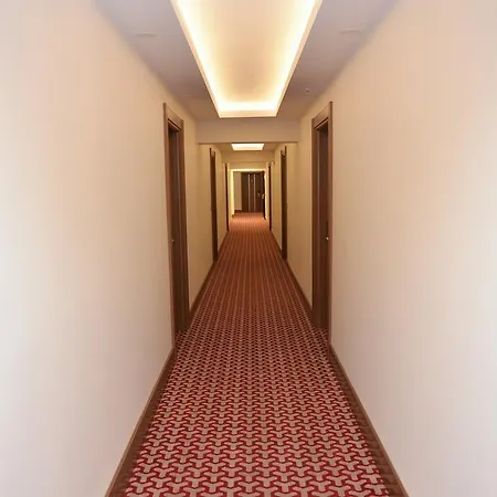 Ξενοδοχείο Tuna Rezi̇dans *